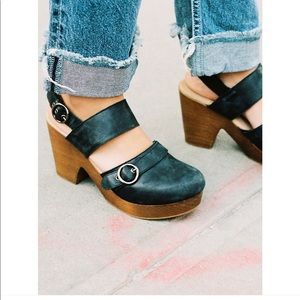 Free people clogs